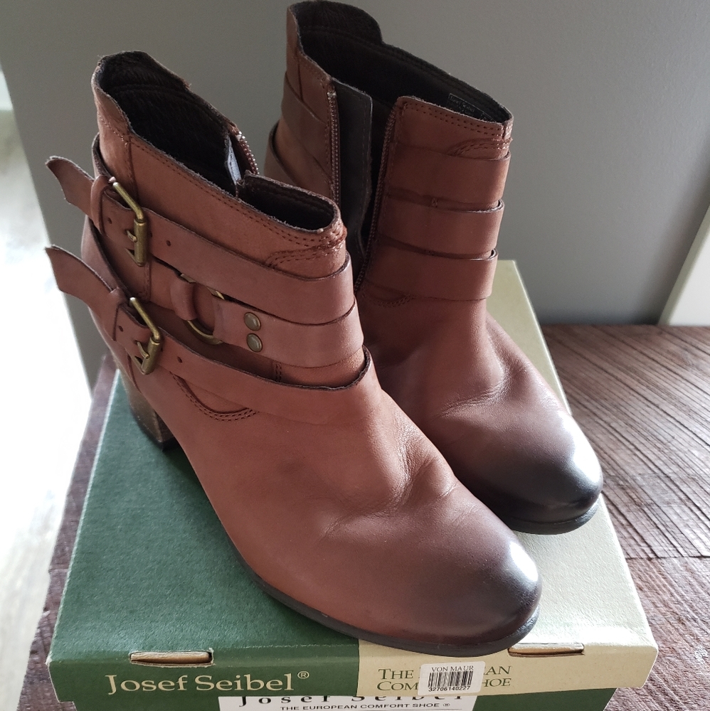 Josef Seibel booties